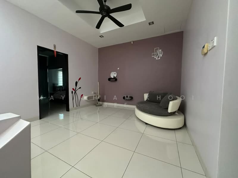 Rumah Teres 2.5 Tingkat untuk Dijual di Gelugor (Penang) - May Chiam Khooi Bee - Living Room - PropertyGuru.com.my