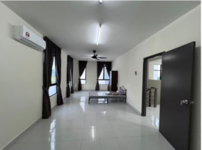 Zero-Lot Bungalow for Rent in Kelapa Sawit (Kulai) - Ken Liew - PropertyGuru.com.my