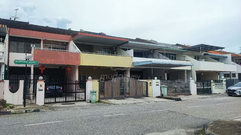 2-storey Terraced House for Sale in Sungai Dua (Penang) - Hong . - Exterior - PropertyGuru.com.my