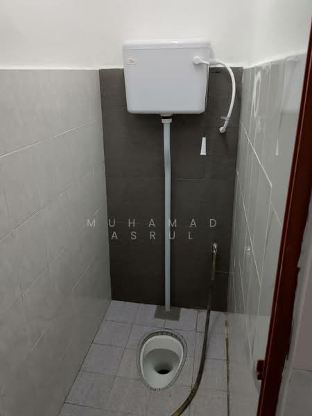 Rumah Teres 2 Tingkat untuk Dijual di Taman Damai Jaya (Skudai) - Muhamad Asrul - Bathroom - PropertyGuru.com.my