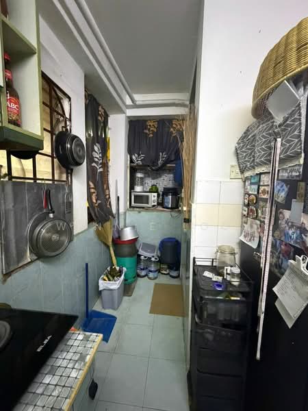 Rumah Flat untuk Dijual di Pangsapuri Perkasa - Winnie Looi - Kitchen - PropertyGuru.com.my