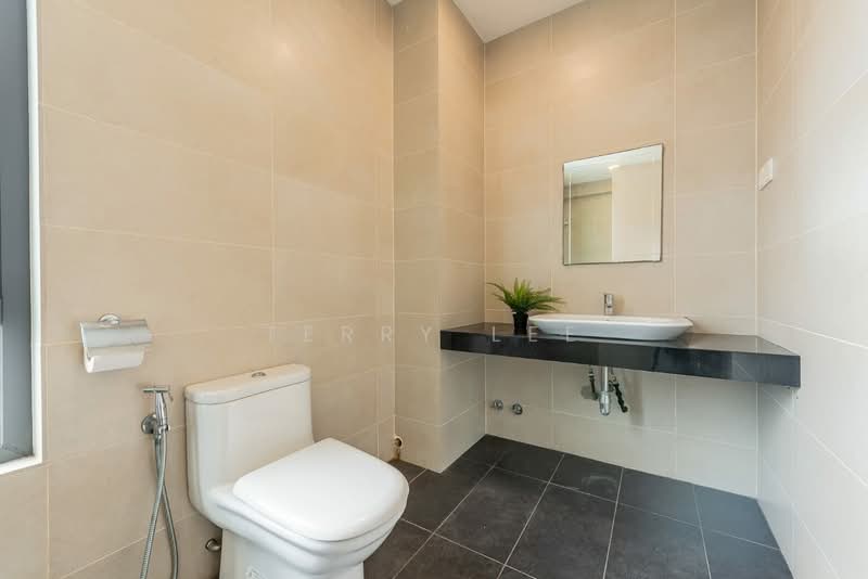 Rumah Banglo untuk Disewa di Kampung Datuk Keramat (Keramat) - Terry Lee - Bathroom - PropertyGuru.com.my
