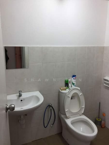 Kondominium untuk Dijual di Semarak @ Taman Raintree - Shawn Tan - Bathroom - PropertyGuru.com.my