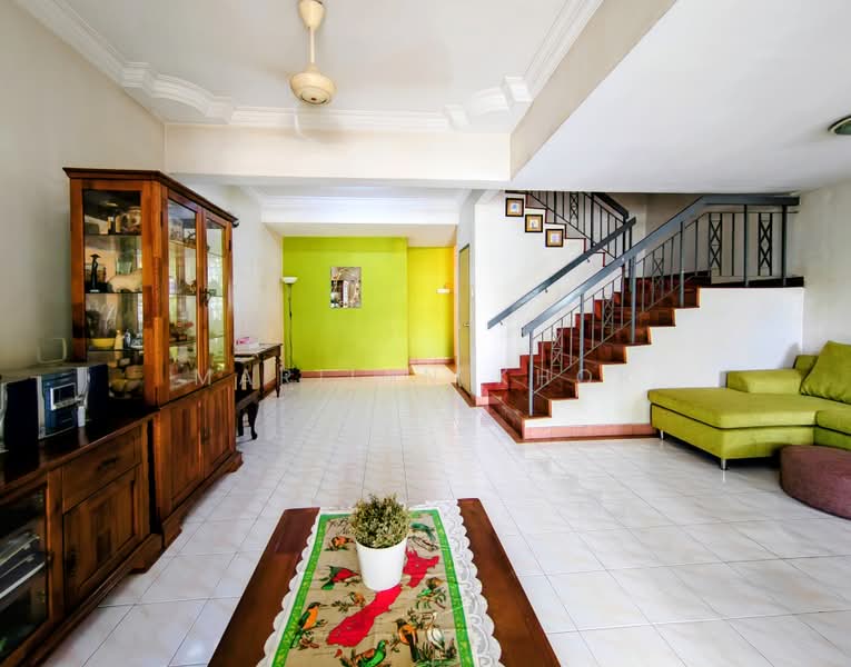Rumah Teres 2 Tingkat untuk Dijual di Shah Alam (Selangor) - Marilyn Khor - Living Room - PropertyGuru.com.my