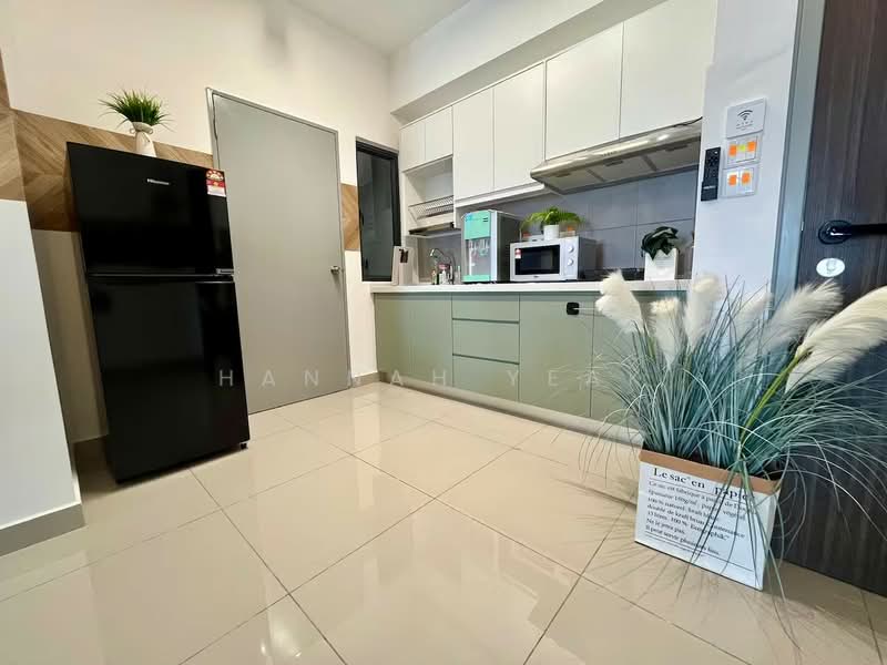Servis Apartment untuk Dijual di Reflection Residences - Hannah Yeak - Kitchen - PropertyGuru.com.my