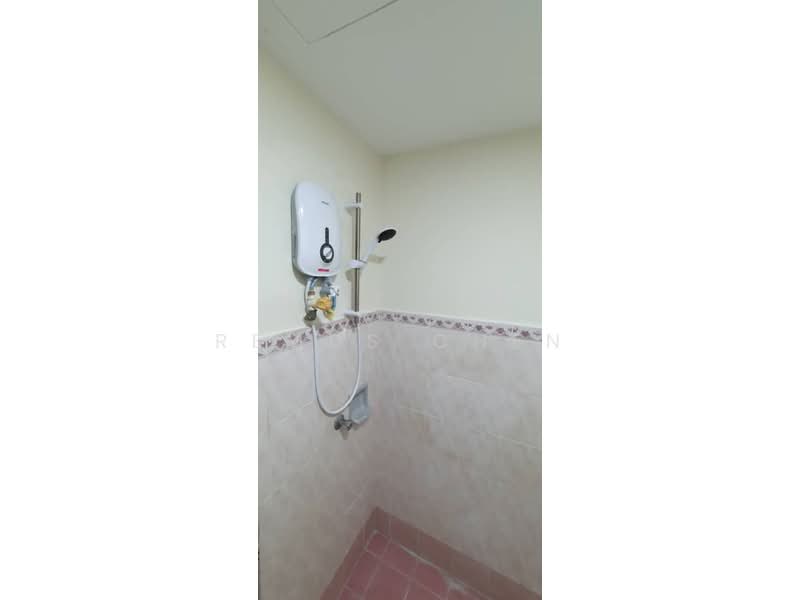 Kondominium untuk Disewa di Pelangi Damansara - Remus Chen - Bathroom - PropertyGuru.com.my