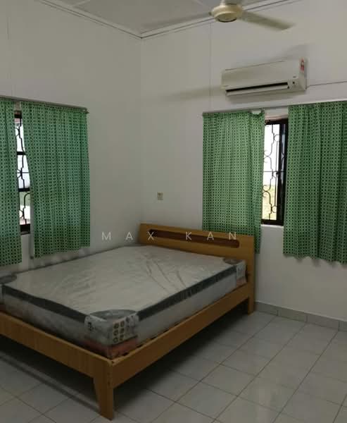 Semi-Detached House for Sale in Taman Serene (Johor Bahru) - Max Kan - Bedroom - PropertyGuru.com.my
