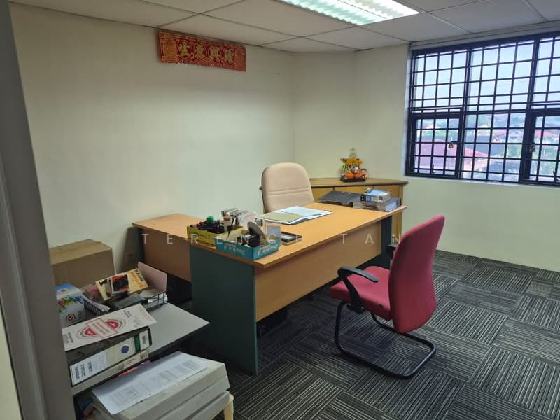 Shop / Office for Sale in Taman Larkin Perdana (Johor Bahru) - Terence Tan - Study - PropertyGuru.com.my
