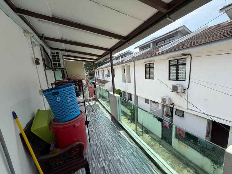 2-storey Terraced House for Sale in M Residence 2 (Rawang) - Bernard Ong - Balcony - PropertyGuru.com.my