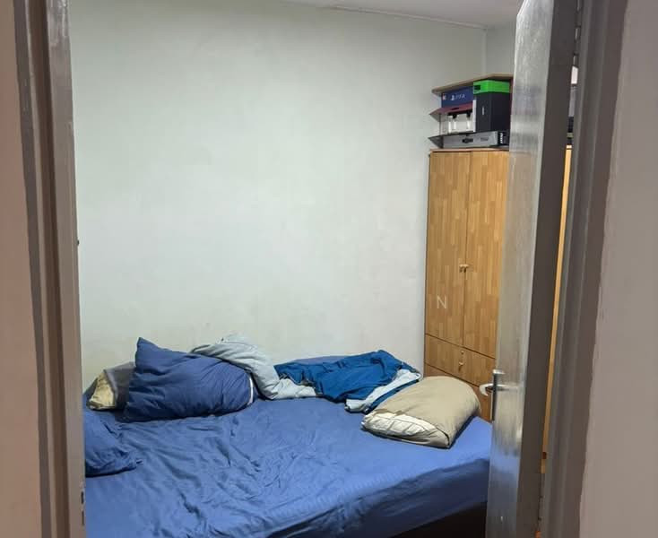 3-storey Terraced House for Rent in Taman Sri Sinar (Segambut) - TOMMY TAN - Bedroom - PropertyGuru.com.my