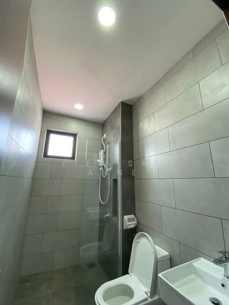 Rumah Teres 2 Tingkat untuk Disewa di Setia Safiro (Cyberjaya) - Liew She Anne - Bathroom - PropertyGuru.com.my