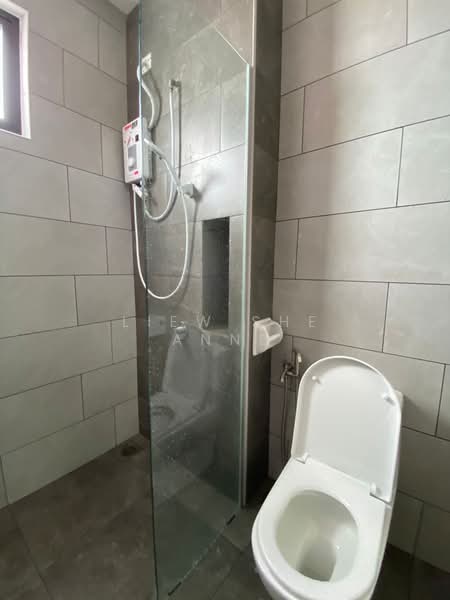 Rumah Teres 2 Tingkat untuk Disewa di Setia Safiro (Cyberjaya) - Liew She Anne - Bathroom - PropertyGuru.com.my
