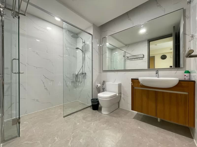 Service Residence for Sale at Reflection Residences - Hannah Yeak - Bathroom - PropertyGuru.com.my