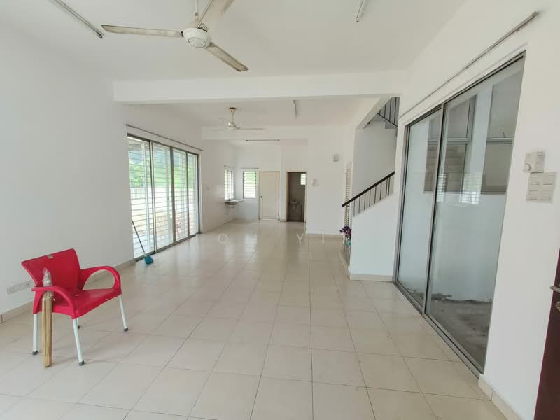 2-storey Terraced House for Sale in Bandar Seri Coalfields (Ijok) - Tom Yip - Living Room - PropertyGuru.com.my