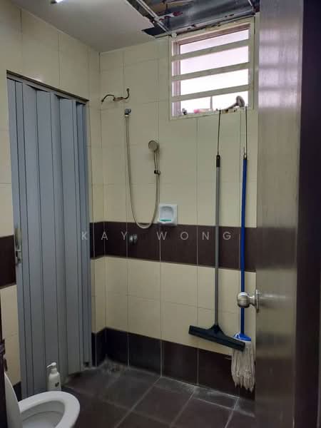 3-storey Terraced House for Sale in Balik Pulau (Penang) - Kay Wong - Bathroom - PropertyGuru.com.my