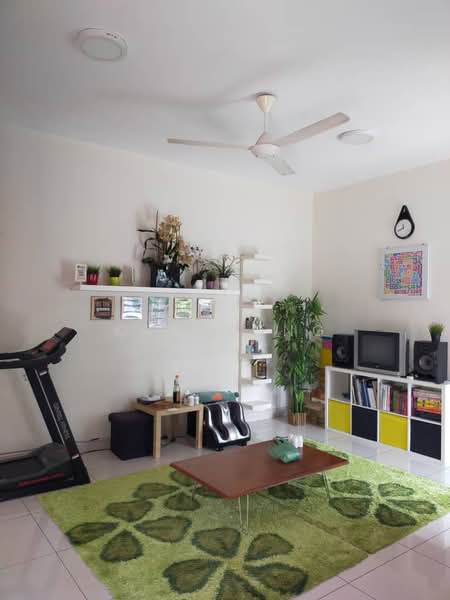 3-storey Terraced House for Sale in Balik Pulau (Penang) - Kay Wong - Living Room - PropertyGuru.com.my