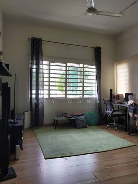3-storey Terraced House for Sale in Balik Pulau (Penang) - Kay Wong - Living Room - PropertyGuru.com.my