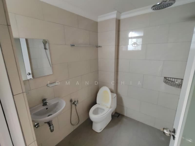 Apartment for Rent at Mutiara Serdang (Turf View) - Edmand Chia - Bathroom - PropertyGuru.com.my