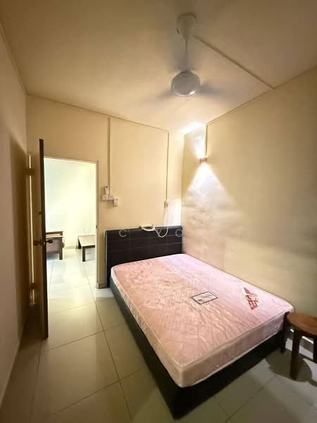 Apartment for Rent at Cyber City Apartment 1 - Vic Yong - PropertyGuru.com.my