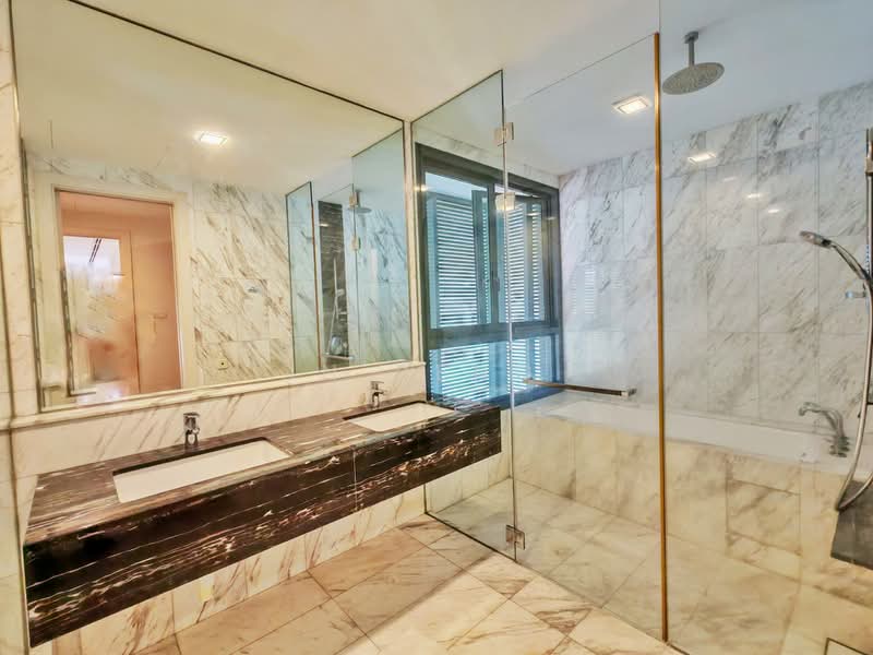 Servis Apartment untuk Disewa di The Greens - Yin Peng . - Master Bathroom - PropertyGuru.com.my