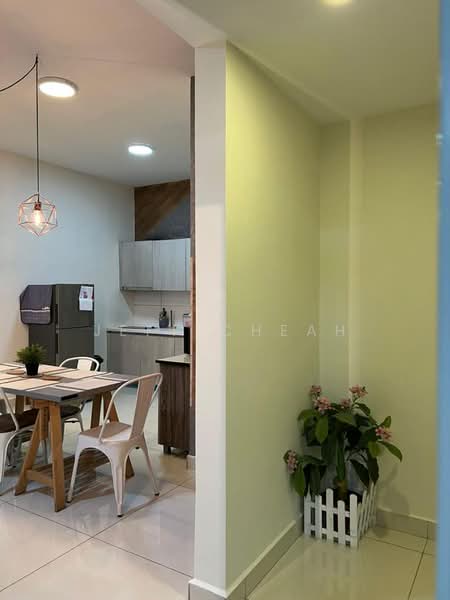 Servis Apartment untuk Disewa di MKH Boulevard - Jeff Cheah - Dining Room - PropertyGuru.com.my
