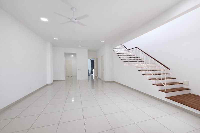 2-storey Terraced House for Sale in Eco Majestic (Semenyih) - Jesslyn Lee - Living Room - PropertyGuru.com.my