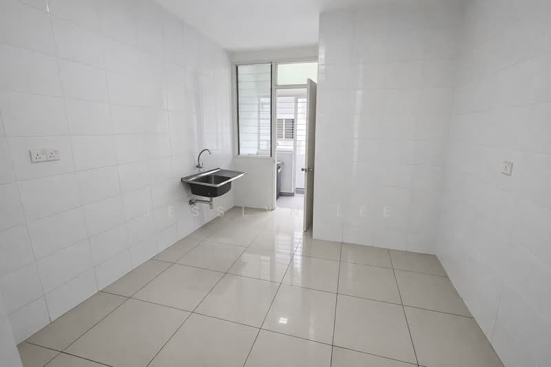 2-storey Terraced House for Sale in Eco Majestic (Semenyih) - Jesslyn Lee - Kitchen - PropertyGuru.com.my