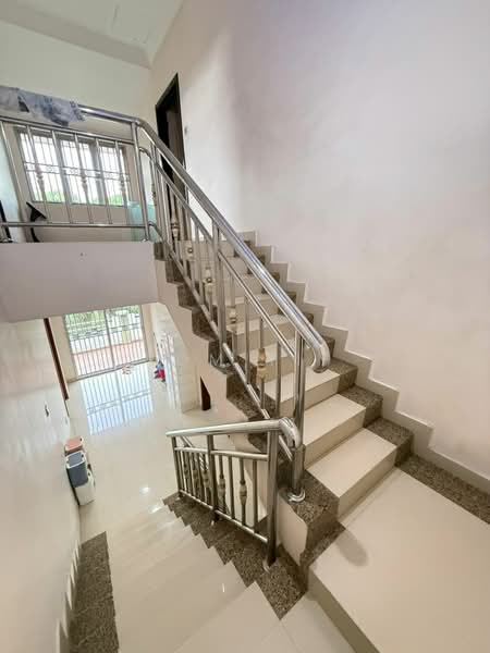 3-storey Terraced House for Sale in Subang Bestari (Shah Alam) - Tom Yip - Interior - PropertyGuru.com.my