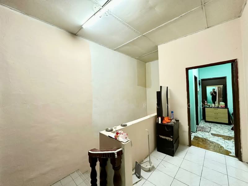 Rumah Teres 2 Tingkat untuk Dijual di PJS 3, Taman Medan Baru (Petaling Jaya) - Kavineshwaran Ooi - Interior - PropertyGuru.com.my