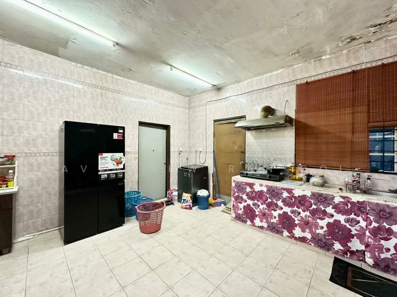 Rumah Teres 2 Tingkat untuk Dijual di PJS 3, Taman Medan Baru (Petaling Jaya) - Kavineshwaran Ooi - Kitchen - PropertyGuru.com.my