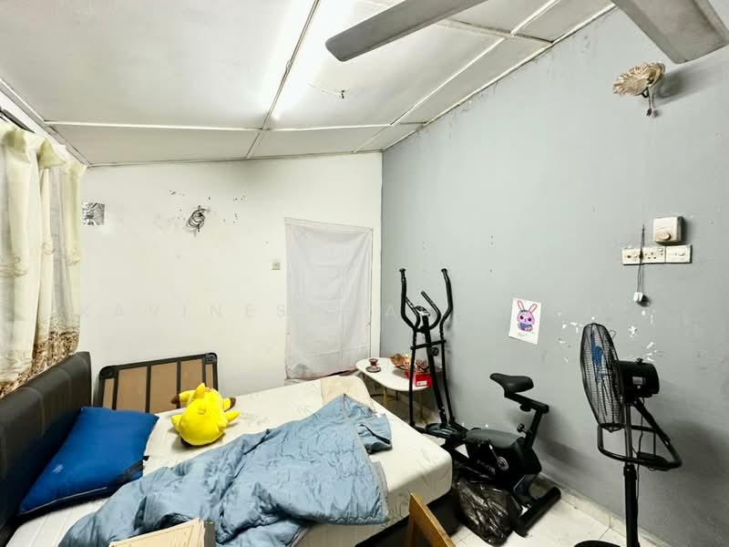 Rumah Teres 2 Tingkat untuk Dijual di PJS 3, Taman Medan Baru (Petaling Jaya) - Kavineshwaran Ooi - Bedroom - PropertyGuru.com.my
