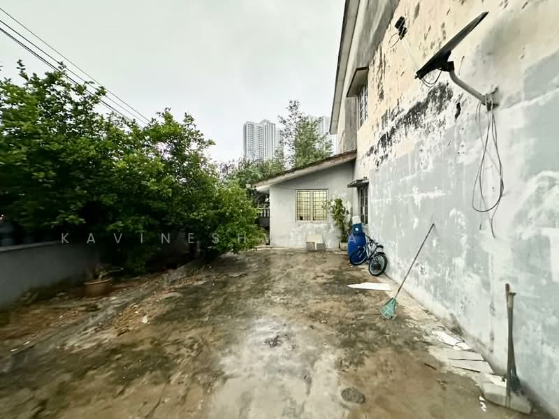 Rumah Teres 2 Tingkat untuk Dijual di PJS 3, Taman Medan Baru (Petaling Jaya) - Kavineshwaran Ooi - Exterior - PropertyGuru.com.my