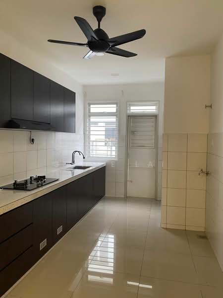 Rumah Teres 2 Tingkat untuk Disewa di Bandar Rimbayu (Telok Panglima Garang) - Grace Lai - Kitchen - PropertyGuru.com.my