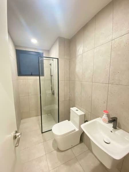 Condominium for Rent at EdgeWood Residences @ SkySanctuary - Chee Seng - Bathroom - PropertyGuru.com.my