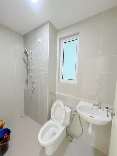 Condominium for Sale at Orchard Ville - Vincent Ooi - Bathroom - PropertyGuru.com.my