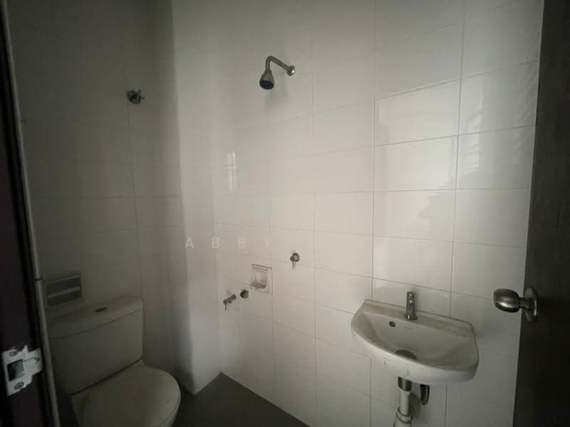2-storey Terraced House for Sale in Denai Alam (Shah Alam) - Abby Lim - Bathroom - PropertyGuru.com.my