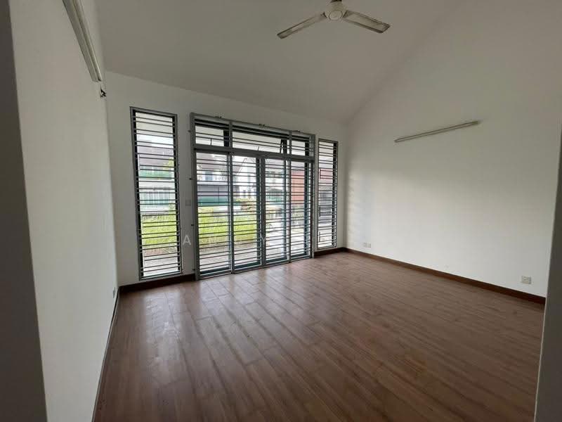 2-storey Terraced House for Sale in Denai Alam (Shah Alam) - Abby Lim - Living Room - PropertyGuru.com.my
