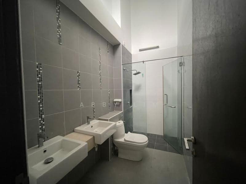 2-storey Terraced House for Sale in Denai Alam (Shah Alam) - Abby Lim - Bathroom - PropertyGuru.com.my