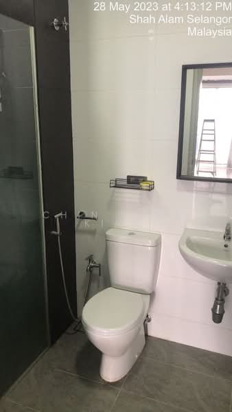 Service Residence for Sale at Paramount Utropolis - Chin Nyuk Kian - Bathroom - PropertyGuru.com.my