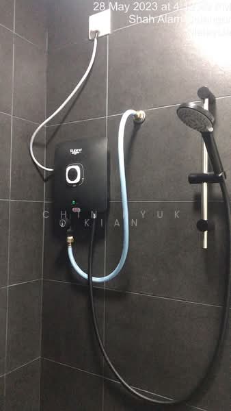 Service Residence for Sale at Paramount Utropolis - Chin Nyuk Kian - Bathroom - PropertyGuru.com.my