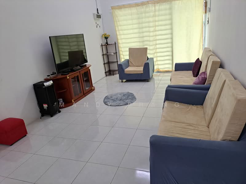 Rumah Teres 1 Tingkat untuk Disewa di Tanjong Rambutan (Perak) - Mandy Phang - Living Room - PropertyGuru.com.my