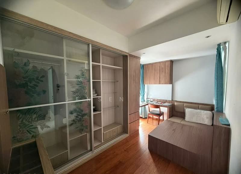 Apartment for Sale at Molek Pine 4 - Jensen Goh - Bedroom - PropertyGuru.com.my