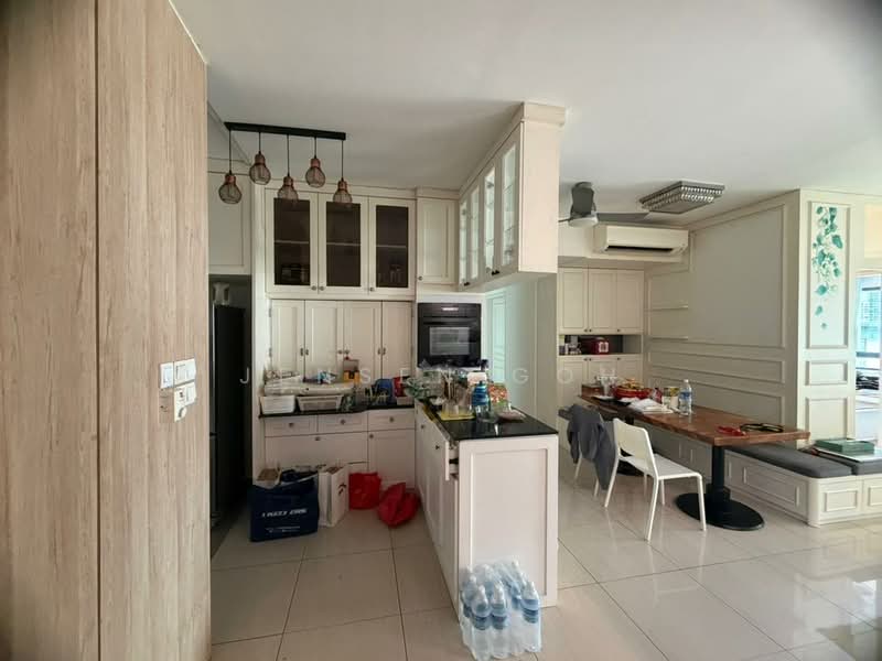 Apartment for Sale at Molek Pine 4 - Jensen Goh - Kitchen - PropertyGuru.com.my