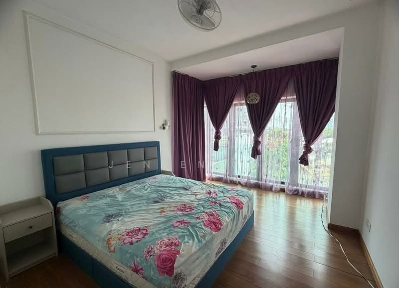 Apartment for Sale at Molek Pine 4 - Jensen Goh - Bedroom - PropertyGuru.com.my