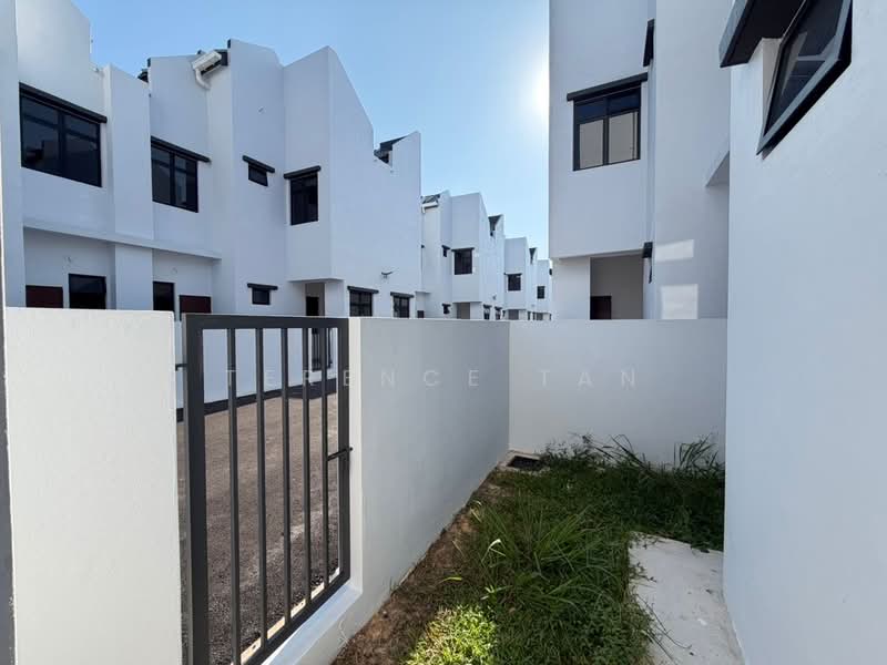 2-storey Terraced House for Sale in Bandar Dato Onn (Tebrau) - Terence Tan - PropertyGuru.com.my