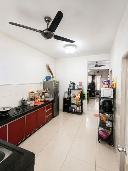 2-storey Terraced House for Sale in Bandar Tiram (Ulu Tiram) - Sufi Norman - Kitchen - PropertyGuru.com.my