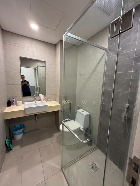 Condominium for Rent at Vivo Residential Suites - Jacky Wan - Bathroom - PropertyGuru.com.my