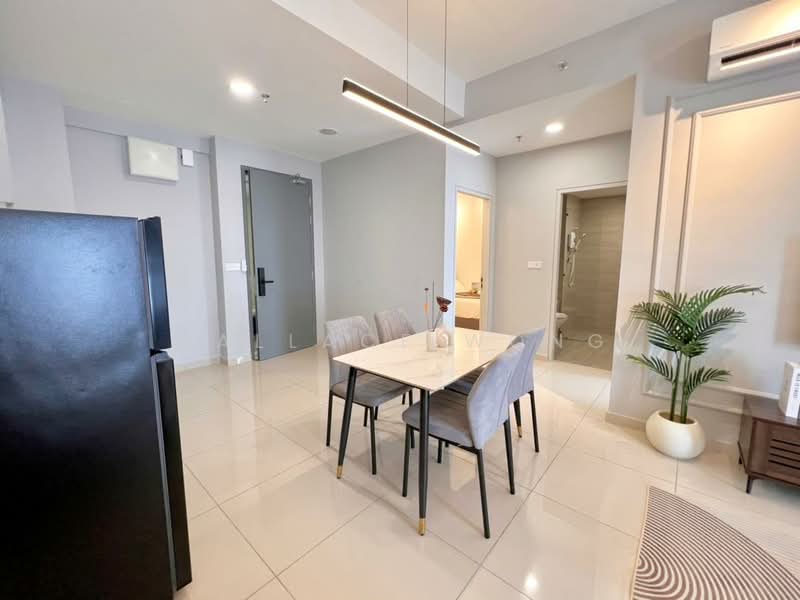 Servis Apartment untuk Disewa di BeCentral @ i-City - Wallace Wong - Dining Room - PropertyGuru.com.my