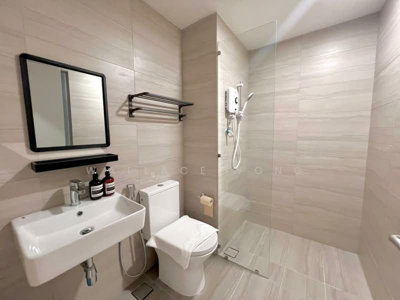 Servis Apartment untuk Disewa di BeCentral @ i-City - Wallace Wong - Bathroom - PropertyGuru.com.my