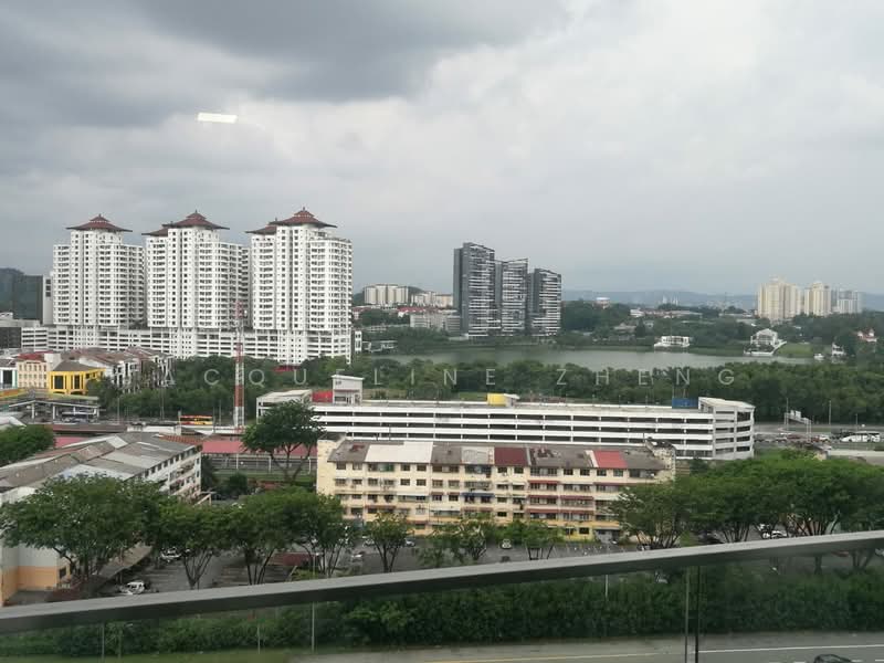 Servis Apartment untuk Dijual di Univ 360 Place - Jacqueline Zheng - Balcony View - PropertyGuru.com.my